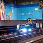 Red Bull adapta RB8 e põe carro de 2012 para andar nos trilhos do metrô em Madri