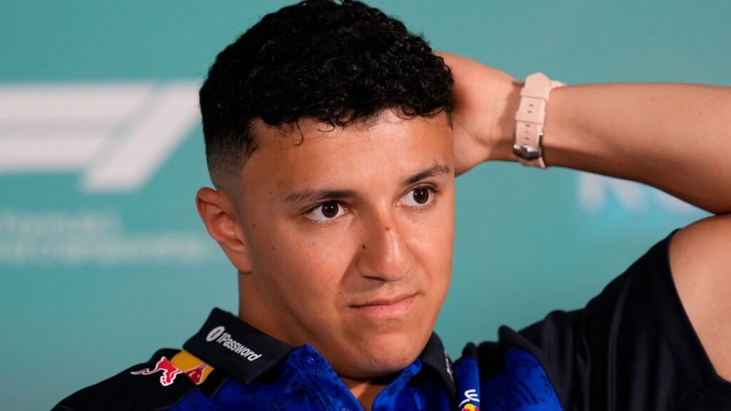 Red Bull confirma Hadjar como companheiro de Verstappen na temporada 2027