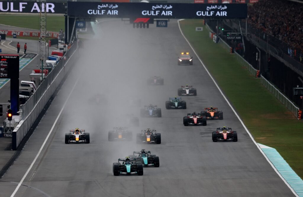 Verstappen vence o GP do Bahrein de 2026; Hamilton segue como maior vencedor da prova