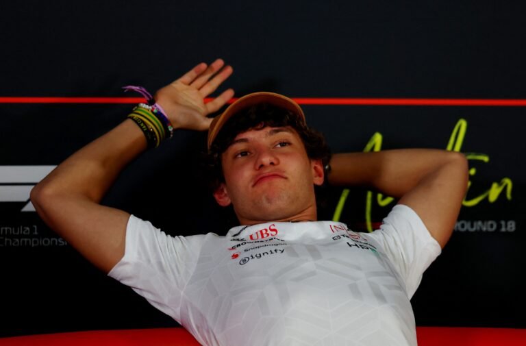 Antonelli evita clima de decisão, mas pode ser campeão da F1 nos Estados Unidos