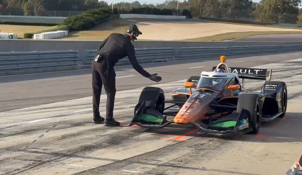 Dale Coyne escala Dunne e Johnson para teste da Indy no Alabama em meio a vagas abertas para 2027