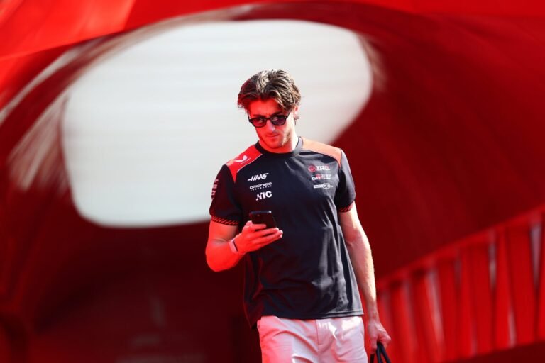 Haas fecha com Rafael Camara para 2027 e deixa Jack Doohan fora da vaga