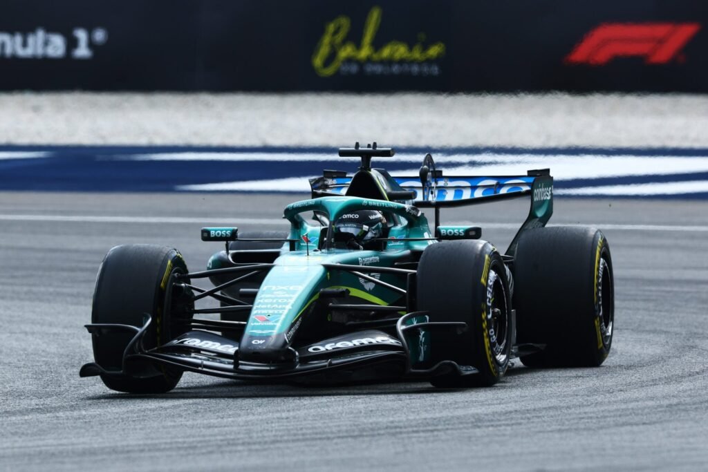 Davidson estranha imagens de Stroll no TL2 em Sepang após sequência de correções na curva 12