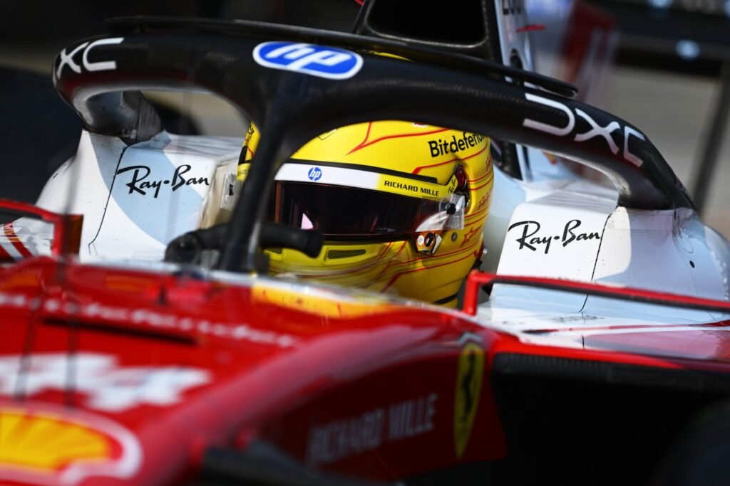 Coulthard diz que reação de Hamilton após P2 no Bahrein soou “como a de um novato”