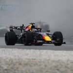 Verstappen vence após caos na volta de formação e pane momentânea no Bahrein na Malásia
