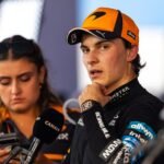 Rádio da McLaren para Piastri no Bahrein reacende debate sobre estratégia da equipe