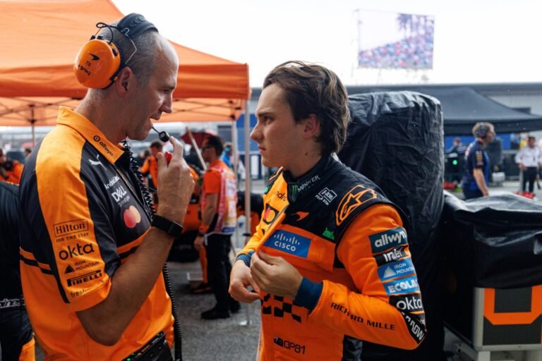 Stella diz que McLaren ficou 5 segundos abaixo do previsto em simulações e amplia pressão sobre o MCL40