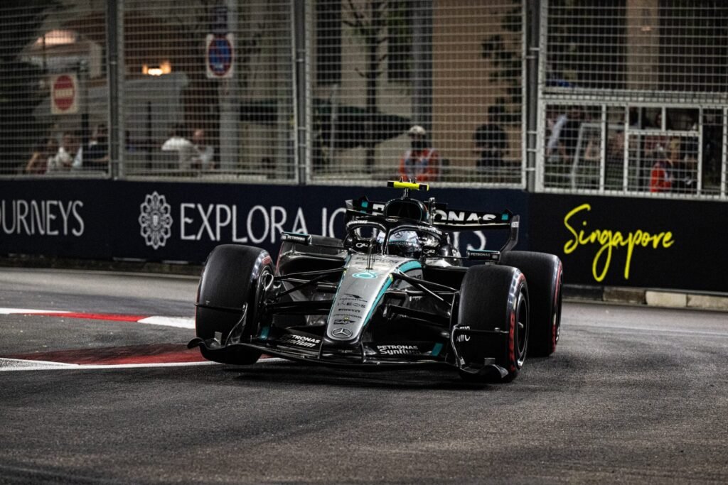 Palmer vê motivo de preocupação para a Mercedes após pacote novo deixar W17 mais lento