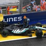 Coulthard critica erro de Russell na Sprint em Singapura após batida na liderança