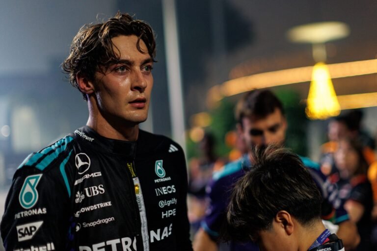Russell soma só dois pontos em Singapura após fim de semana marcado por erro e punição