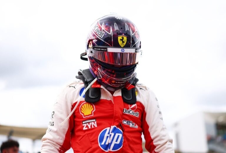 Hamilton vira alvo de críticas após classificação da Ferrari e explicação sobre motor é contestada