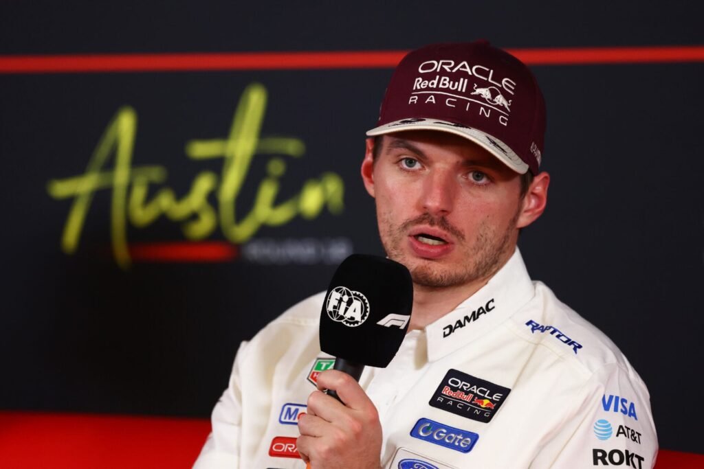 Verstappen discorda de Mekies sobre efeito do Virtual Safety Car no duelo com Hamilton nos EUA
