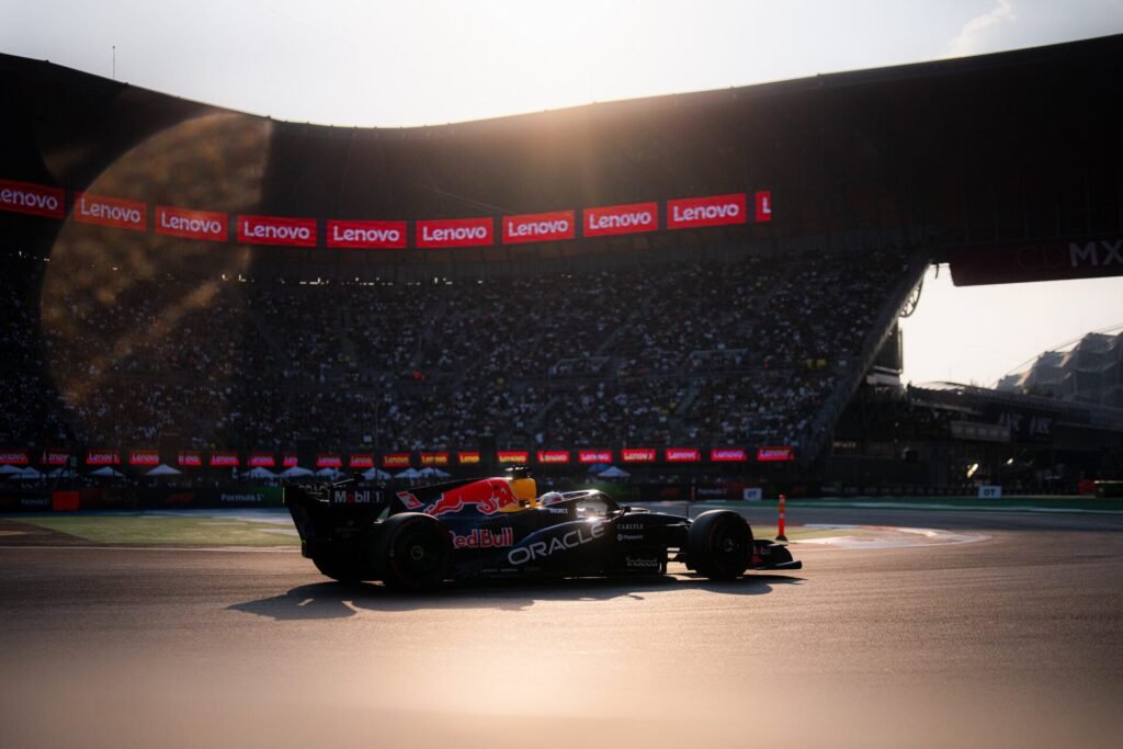 Verstappen aponta falta de aderência no México após analisar câmeras onboard no TL2
