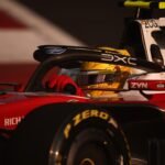 Damon Hill pede Hamilton como prioridade da Ferrari para 2027