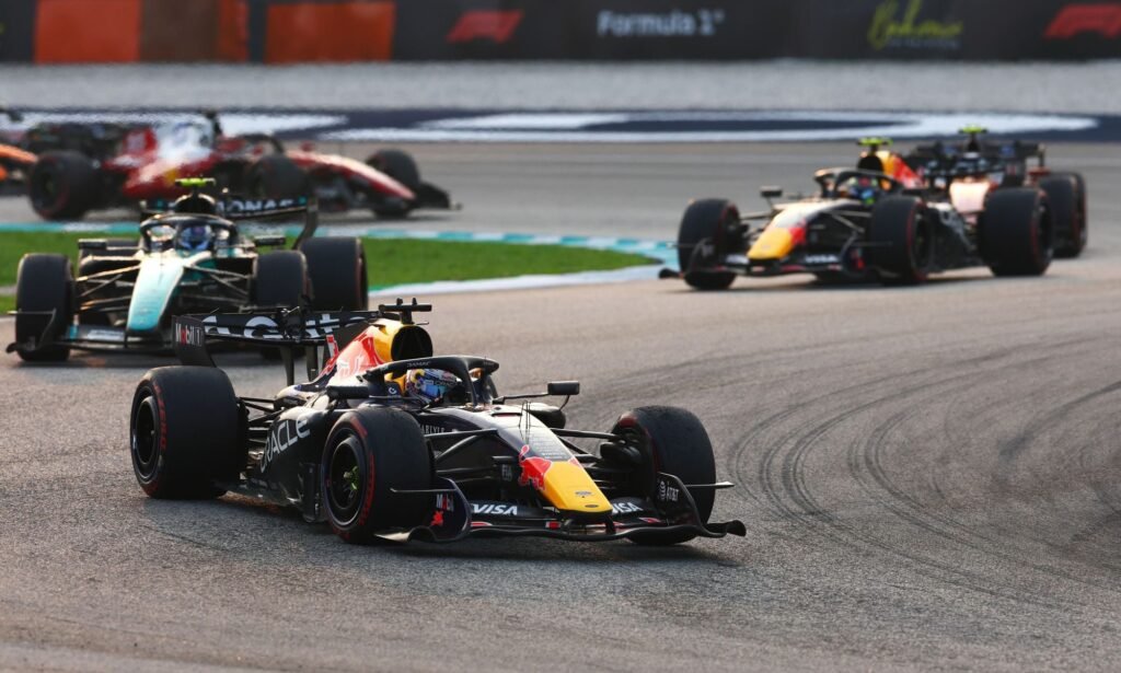 Verstappen lidera ranking do GP do Bahrein; Antonelli segue na ponta da temporada