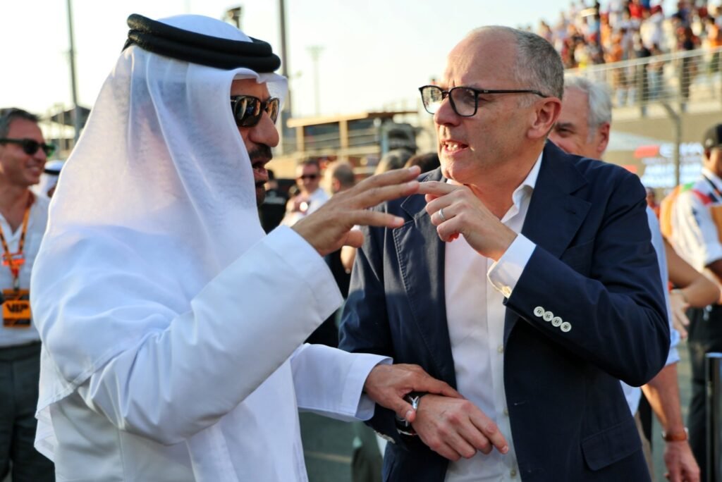 Ben Sualyem diz que equipes estão abertas a retorno dos motores V8 na F1 em 2030