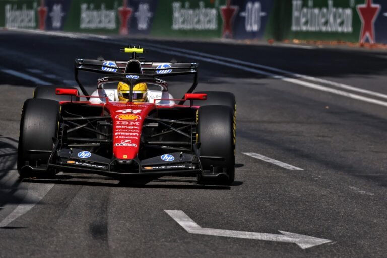 Hamilton explica por que ignorou orientação da Ferrari no GP de Singapura