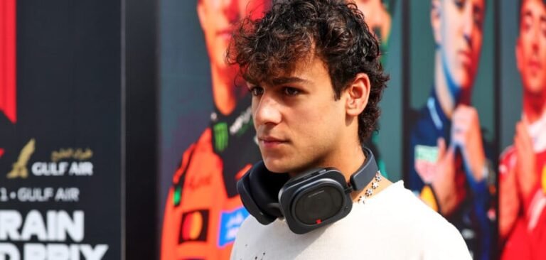 Hadjar prevê punição de cinco posições no grid; Lindblad vai para o fim do pelotão no GP do Bahrein
