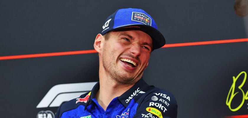 Verstappen ironiza caos de software no GP do Bahrein após largada interrompida