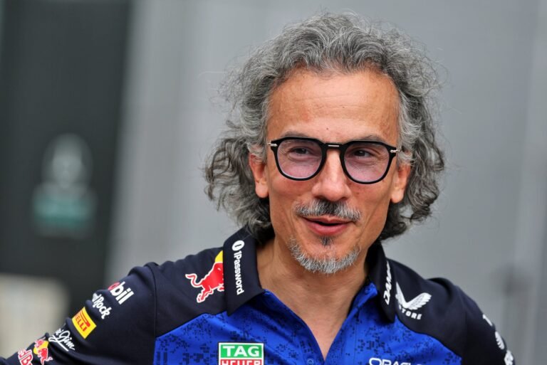 Mekies nega negociação para Red Bull fornecer motores a outra equipe