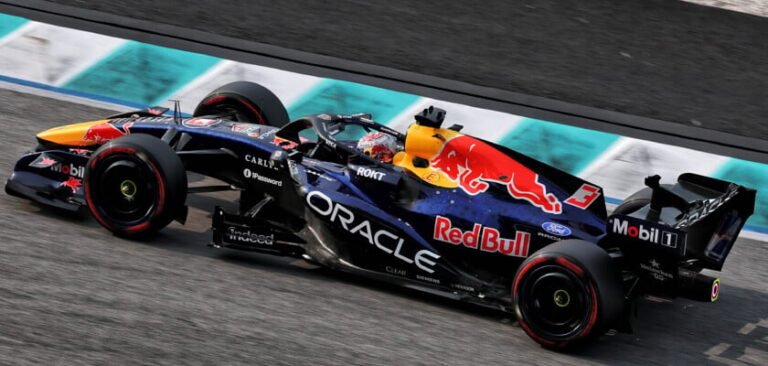Verstappen defende volta do V8 como saída para problemas da Fórmula 1