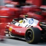 Chandhok vê confiança abalada entre Hamilton e Ferrari após estratégia em Singapura