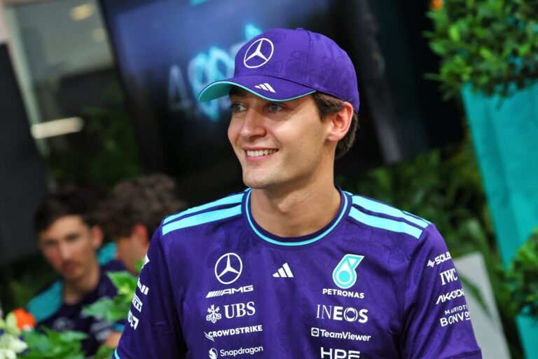 Russell diz que abordagem da Red Bull em 2025 “não foi séria” e reafirma plano de ficar na Mercedes
