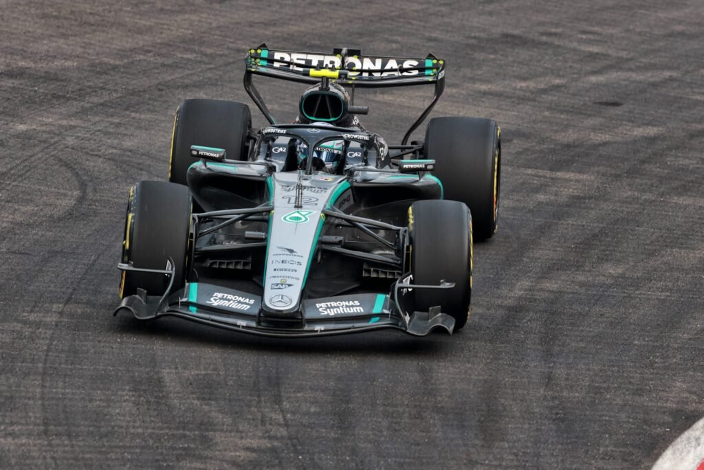 Mercedes adia atualização da unidade de potência e descarta novidade no GP dos Estados Unidos