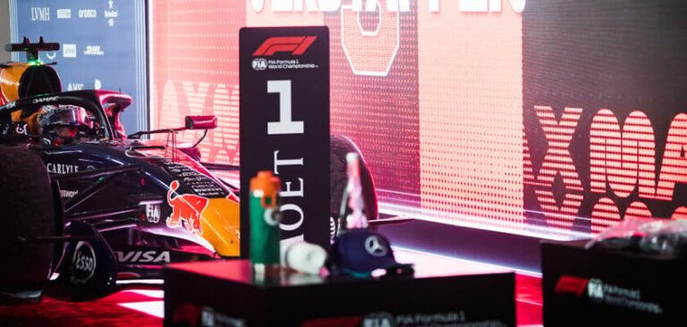 Horner diz que ficou “magoado e lesado” por não ver estreia do motor próprio da Red Bull