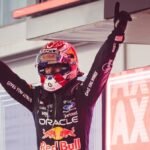 Verstappen domina em Singapura, Norris admite erro com Piastri e Ferrari responde sobre Hamilton