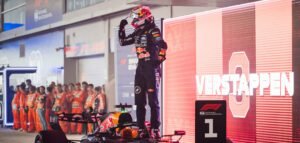 Kelly Piquet publica vídeo de Lily comemorando vitória de Verstappen em casa