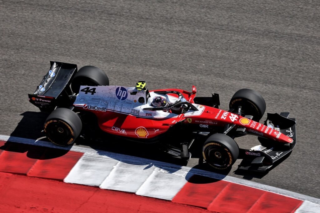 Hamilton prevê corrida longa no GP dos Estados Unidos e vê desafio para avançar com a Ferrari