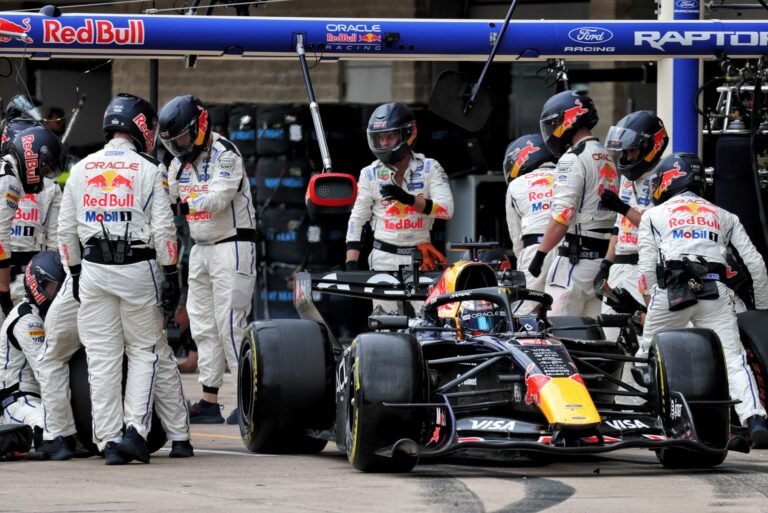 Verstappen cita altitude e superaquecimento como desafios da Red Bull no México