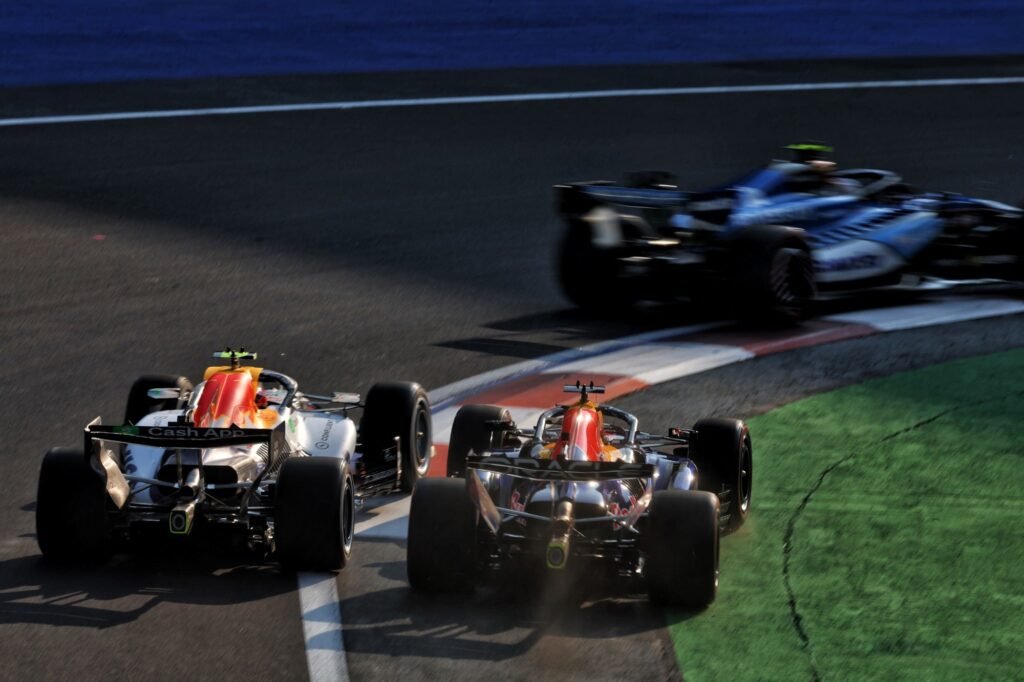 Verstappen e Lawson perdem uma posição no grid do GP do México após colisão no TL2