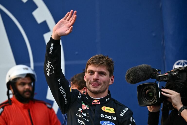 Verstappen iguala Schumacher com 72 vitórias pela mesma equipe na Fórmula 1