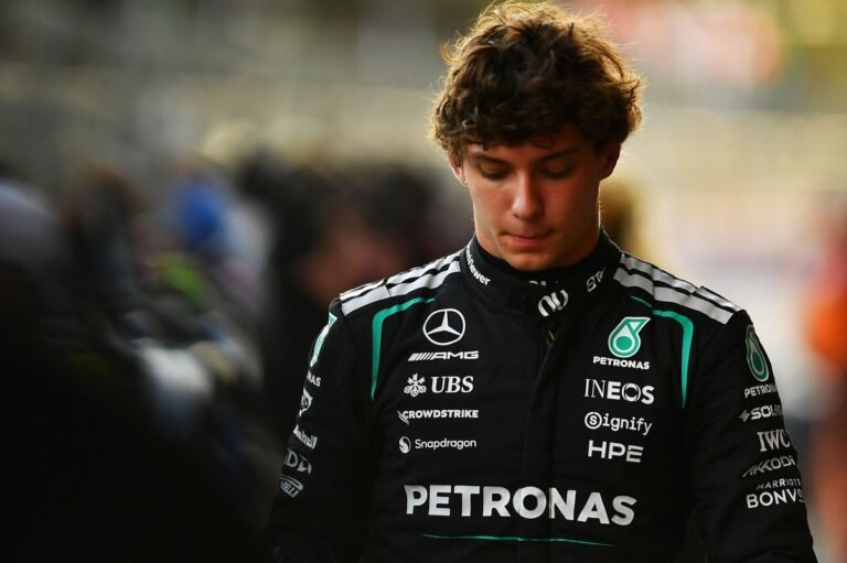 Mercedes monta plano para evitar punição de Antonelli por troca de componentes