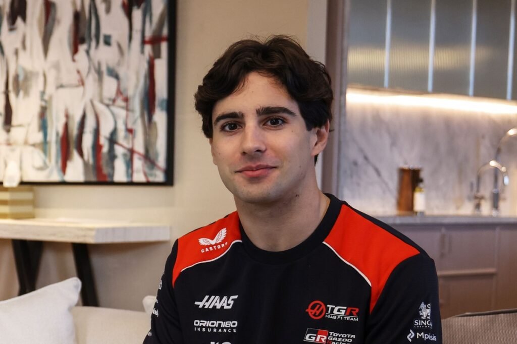 Ferrari parabeniza Rafael Câmara após confirmação na Haas para 2027