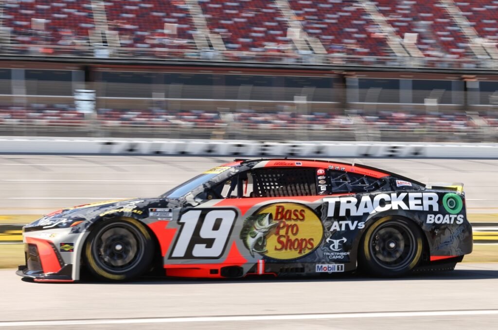 Chase Briscoe conquista a pole em Talladega e lidera grid da NASCAR Cup
