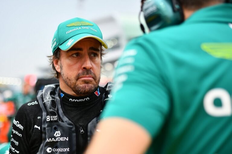 Alonso critica veto das equipes de ponta a mudanças na sprint da Fórmula 1