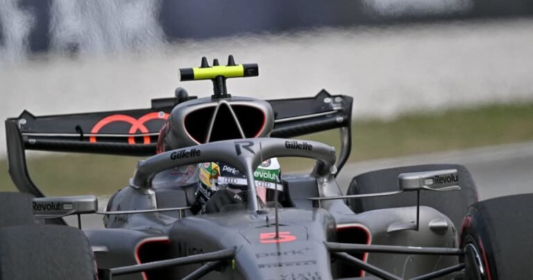 Bortoleto volta ao Q3 após seis corridas e larga em 10º no GP do Bahrein
