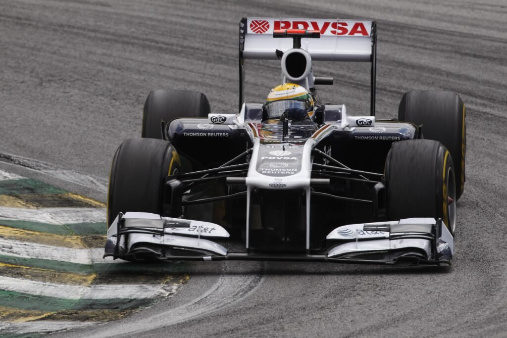 Rubens Barrichello pilotará Williams de 2011 em exibição no GP de São Paulo
