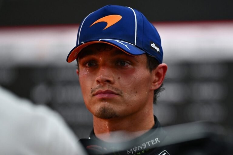 Norris assume erro após toque com Piastri, e McLaren faz nova reunião interna em meio à pressão da Red Bull