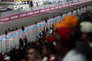 FIA mantém plano de realizar corridas da F1 no Catar e em Abu Dhabi