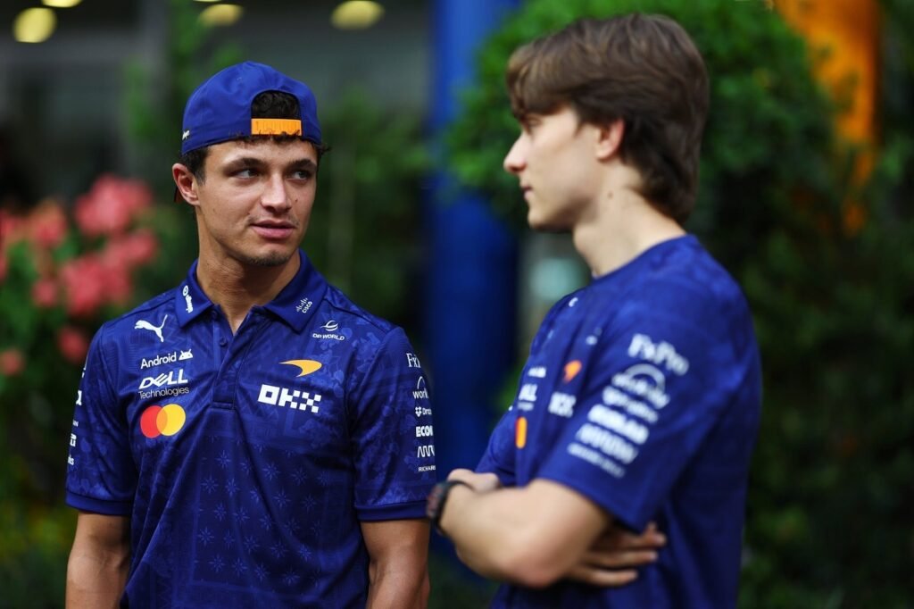 McLaren faz ajustes no carro de Norris para tentar corrigir falha de combustível em Singapura