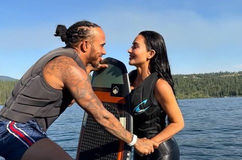 Hamilton comenta convivência com os filhos de Kim Kardashian após namoro assumido no GP de Mônaco