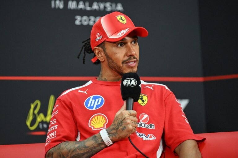 Hamilton critica possível cancelamento de Catar e Abu Dhabi e chama mudança de “hipócrita”