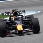 Verstappen lidera ritmo de corrida na Malásia; Mercedes ainda avalia pacote novo