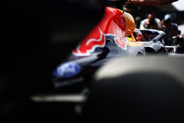 Combustível sustentável surge como fator técnico pouco debatido para a F1 de 2026