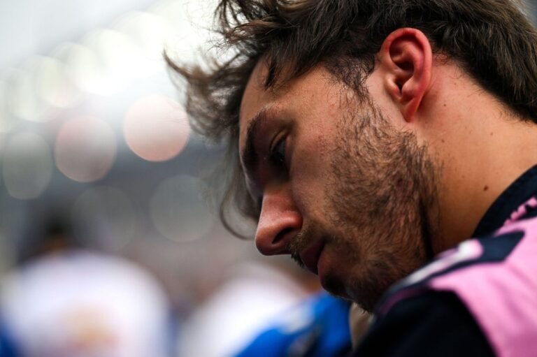 Gasly questiona decisão da FIA após Norris escapar de punição por toque com Piastri na sprint