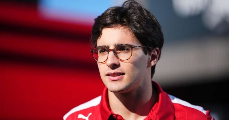 Rafael Câmara escolhe o número 50 para estrear na Fórmula 1 pela Haas em 2027